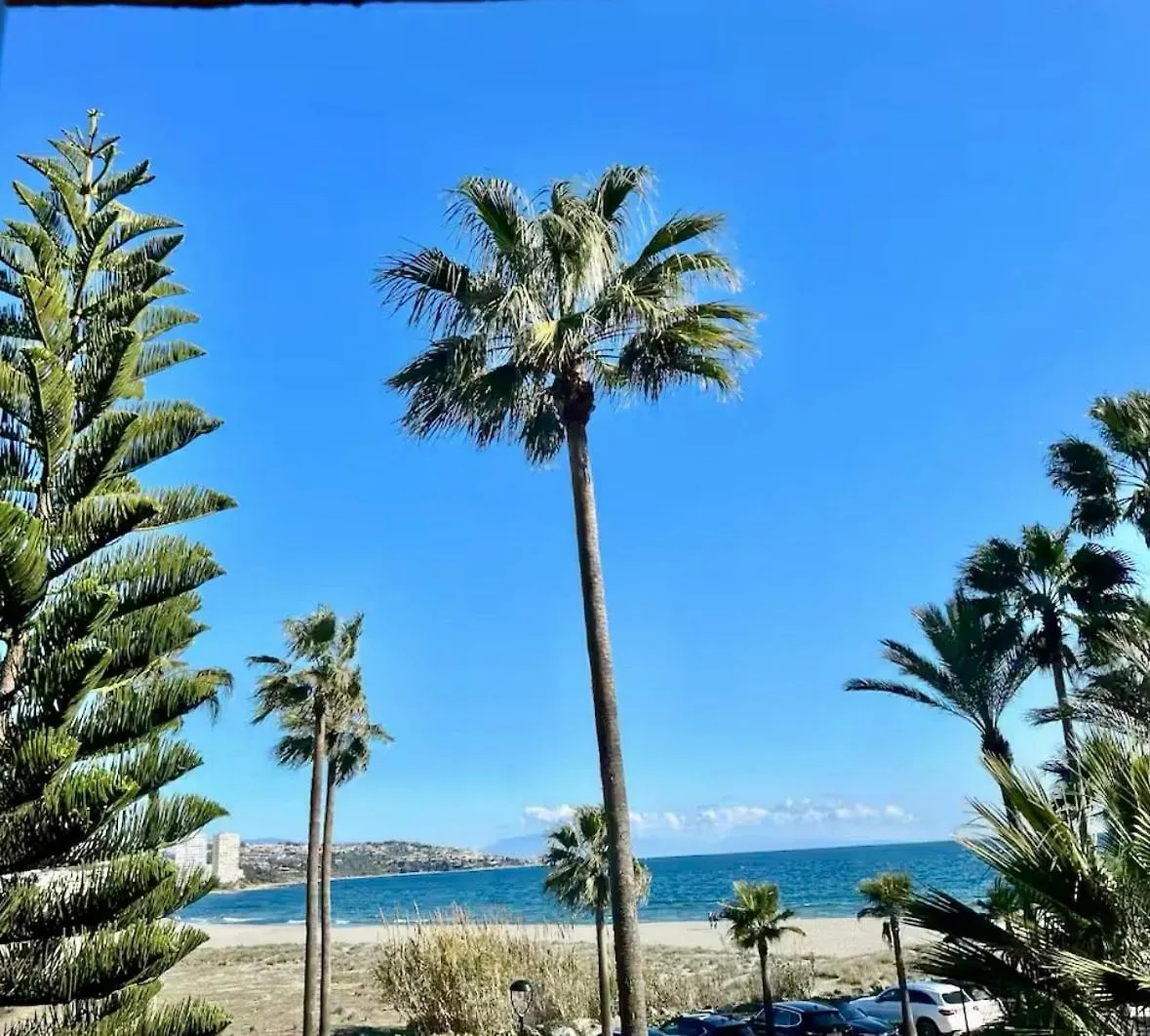 דירה טורגואדיארו Coastal Comfort - Puerto Sotogrande - With Parking Space