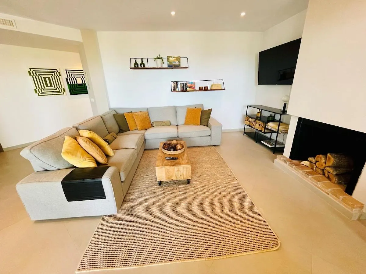 Διαμέρισμα Coastal Comfort - Puerto Sotogrande - With Parking Space Torreguadiaro Ισπανία