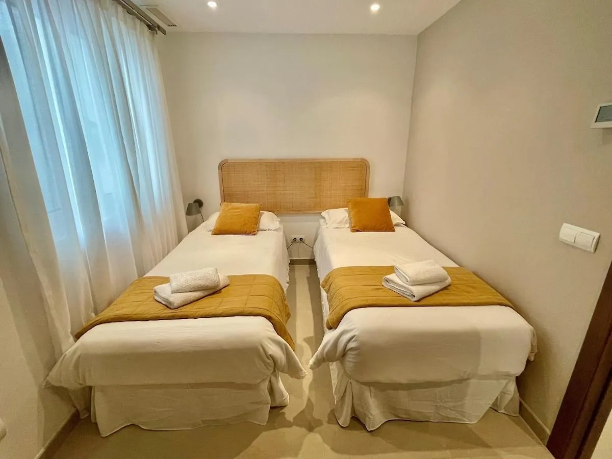 Διαμέρισμα Coastal Comfort - Puerto Sotogrande - With Parking Space Torreguadiaro